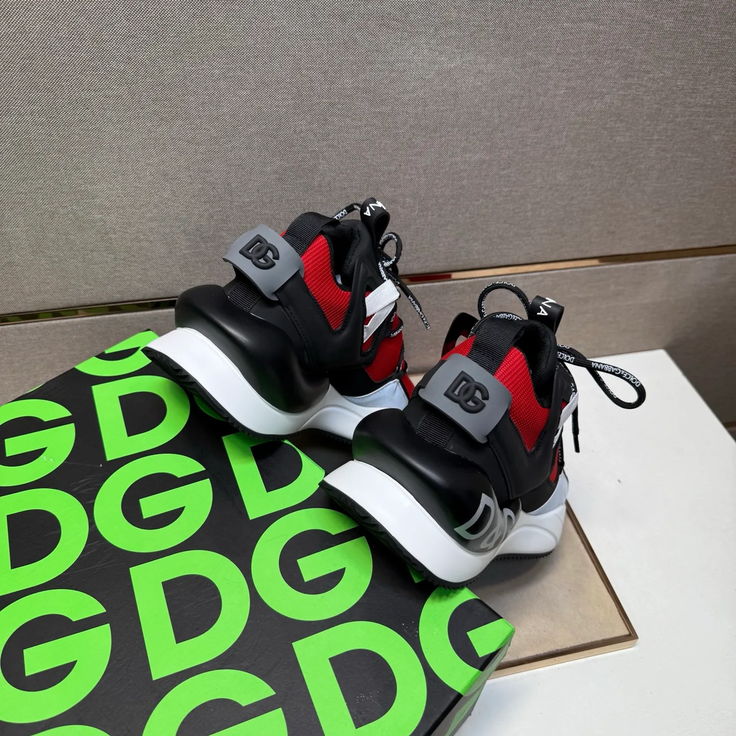 ⬛️Men's shoes💰p540 [DG～]Couple casual shoes 2025z cabinet sales simultaneously 🔶Size: 35-44#️⃣ 🔷7 colors🔜The upper is made of multi-material splicing➕Mesh lining, comfortable and breathable, sole: original comfortable and wear-resistant outsole, ⚠️real thing📱photographed🎬real thing is better📢📢📢